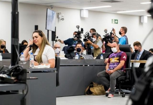 Imagem da noticia "Só ignorante" instalaria espuma em boate, diz engenheiro que atuou na Kiss
