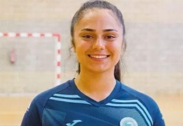 Imagem da noticia Goleira de futsal brasileira morre aos 26 anos na Espanha