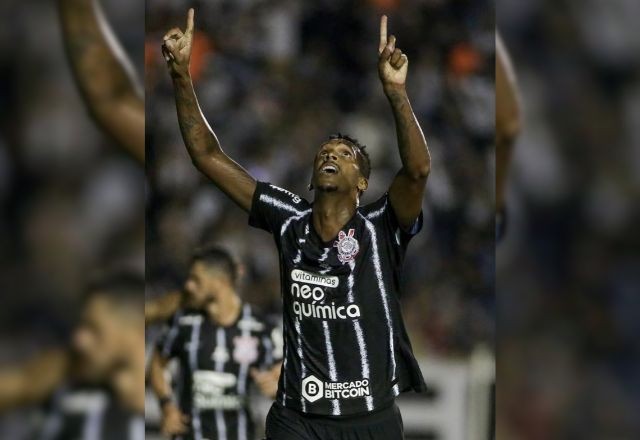 Imagem da noticia Atacante Jô, ex-Corinthians, é preso por não pagar pensão alimentícia