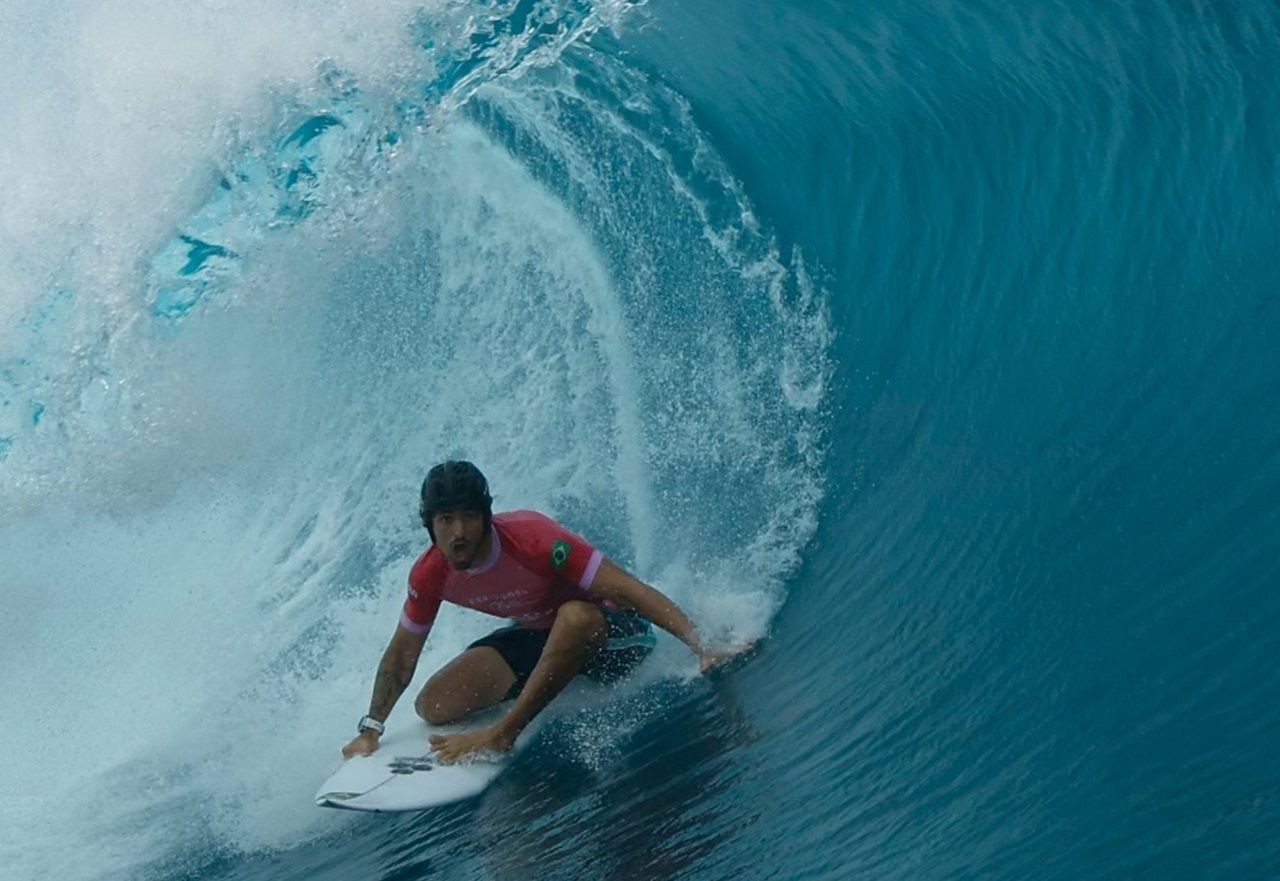 Imagem da noticia João Chianca vence marroquino e garante brasileiro na semifinal do surfe masculino