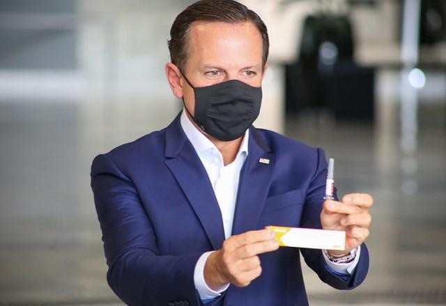 Imagem da noticia Governo de SP estima investir R$ 100 milhões com vacinação