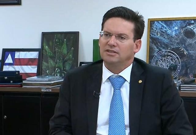 Imagem da noticia Dinheiro liberado por PEC pode financiar vacina, diz ministro