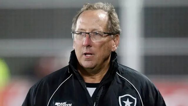 Imagem da noticia CPI das Apostas Esportivas aprova plano de trabalho e vai ouvir John Textor e Leila Pereira