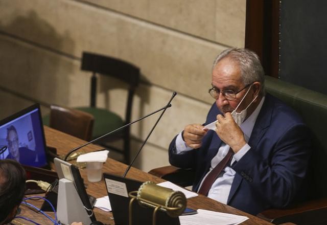 Imagem da noticia Saiba quem é Jorge Felippe, o prefeito "tampão" do Rio de Janeiro