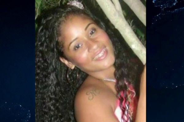 Imagem da noticia Jovem assassinada durante assalto é enterrada no Rio de Janeiro