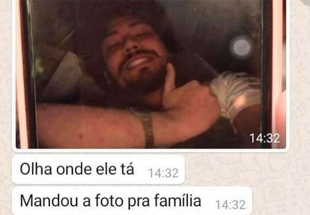 Jovem de 22 anos manda selfie soterrado nos escombros do prédio que desabou