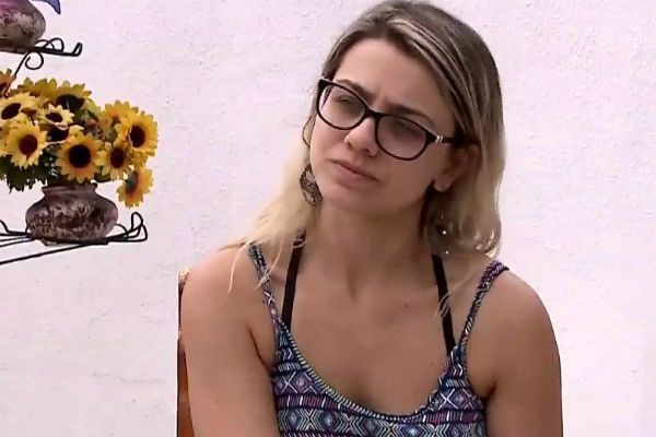 Imagem da noticia Jovem tem vestido de noiva furtado e pede ajuda para repor a peça