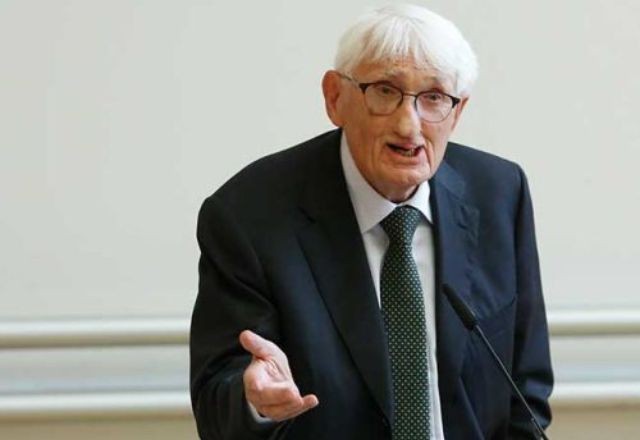 Imagem da noticia Morre o filósofo e sociólogo alemão Jürgen Habermas