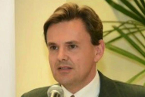 Imagem da noticia Juiz é assassinado na frente do filho de 9 anos em Porto Alegre