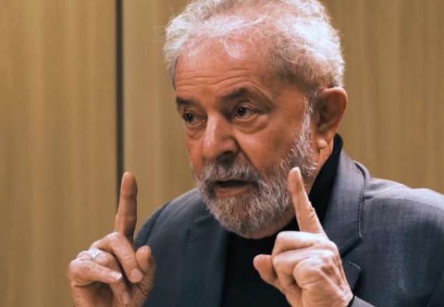Juíza pede explicações sobre comportamento de Lula na prisão