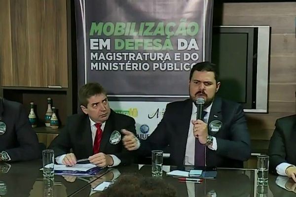 Juízes federais entram em greve em várias capitais brasileiras