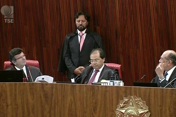 Julgamento no TSE: Maioria indica que vai excluir delações da Odebrecht do processo