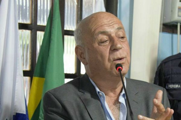 Justiça do Rio converte em preventiva prisão do prefeito de Japeri