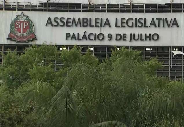 Justiça manda suspender bônus de fim de ano dos funcionários da ALESP