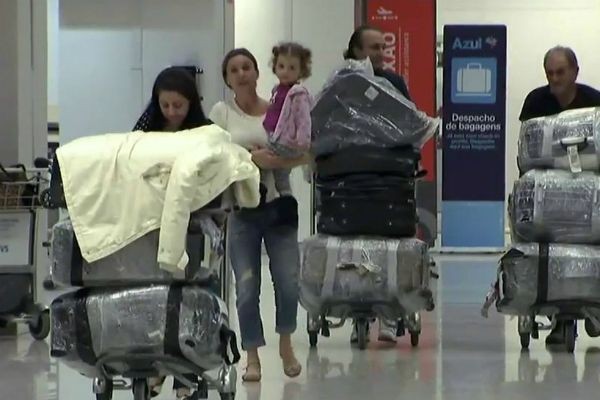 Imagem da noticia Justiça suspende liminar e despacho de bagagem volta a ser cobrado