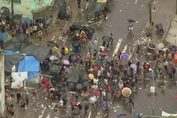 Justiça suspende demolições de imóveis na Cracolândia