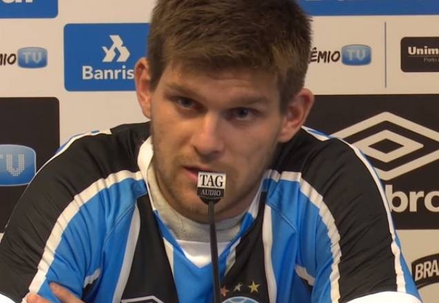 Imagem da noticia Kannemann será desfalque do Grêmio na retomada da Libertadores