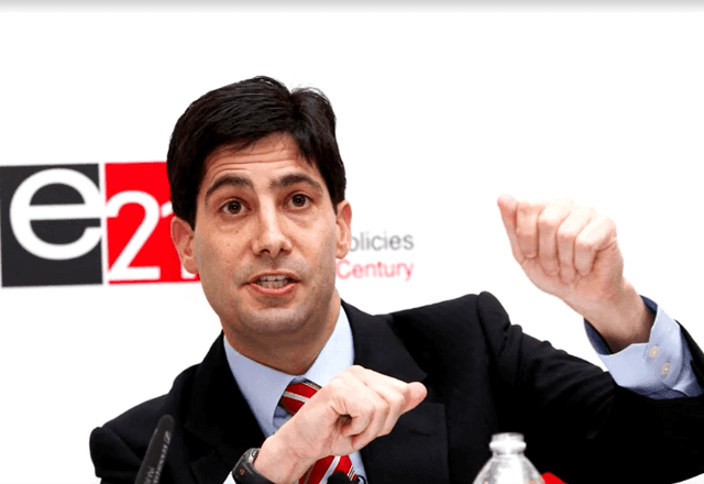 Imagem da noticia Trump deve anunciar novo presidente do Fed nesta sexta (30); Kevin Warsh é cotado, diz jornal