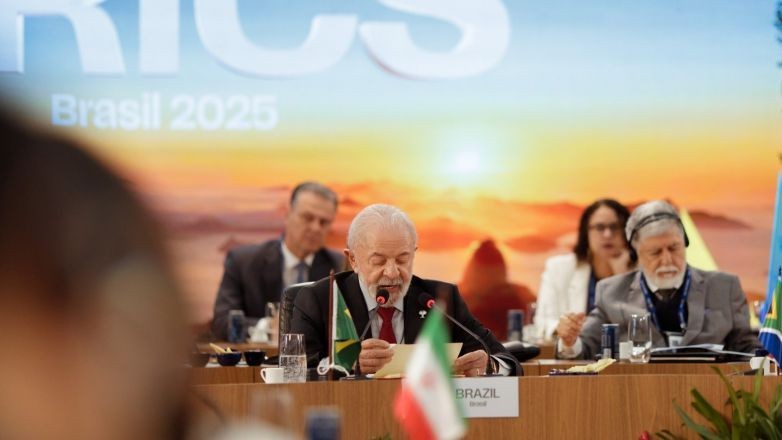 Imagem da noticia  Lula reúne países do Brics para discutir tarifaço de Trump, COP30 e cenário internacional