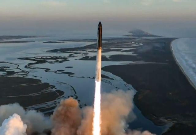 Imagem da noticia SpaceX lança a nave Starship e propulsor explode; veja vídeo