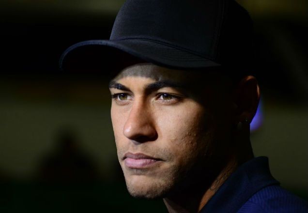Imagem da noticia Laudo médico de mulher que denunciou Neymar revela hematomas