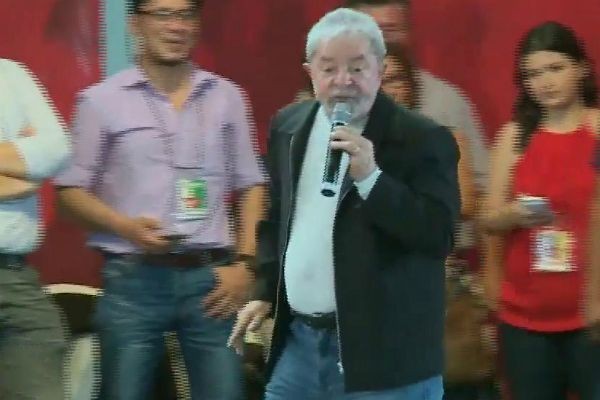Lava-Jato pede perícia em recibos de aluguel apresentados por Lula