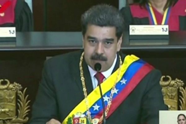 Imagem da noticia Líderes internacionais pressionam Nicolás Maduro para eleições diretas 