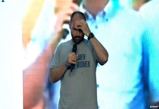Imagem da noticia "Se Lula voltar, ele vai se vingar", diz Eduardo Bolsonaro nos EUA