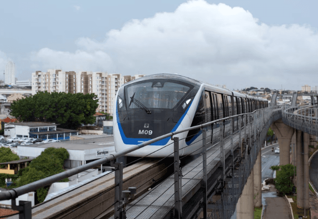 Imagem da noticia Passageiros enfrentam lentidão na Linha 15-Prata em SP nesta segunda (23)