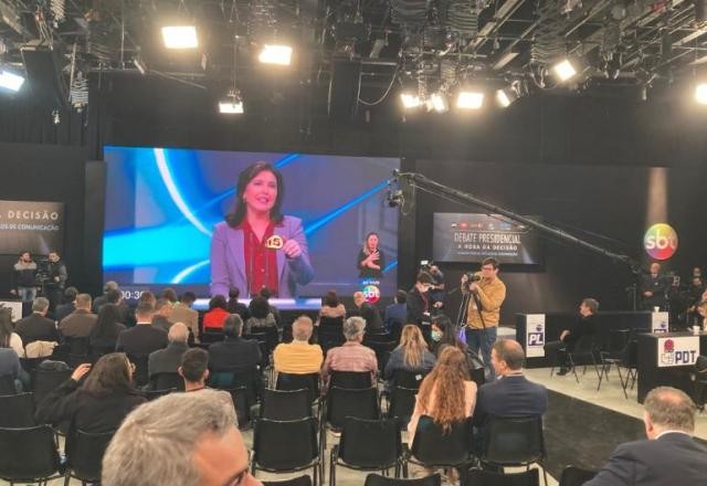 Imagem da noticia Debate no SBT: Tebet diz que não se confessaria com Padre Kelmon