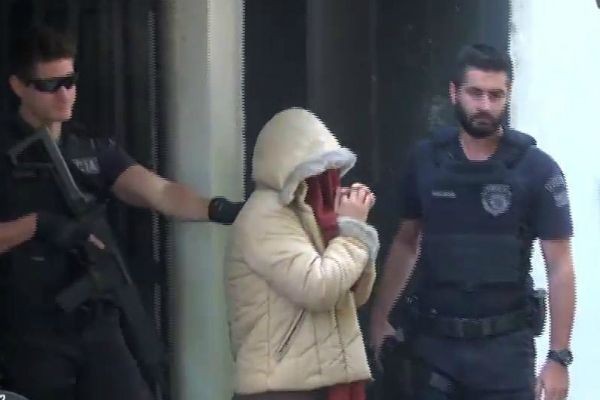 Imagem da noticia Luana Don, a ´Musa do Crime´, passa a primeira noite na cadeia
