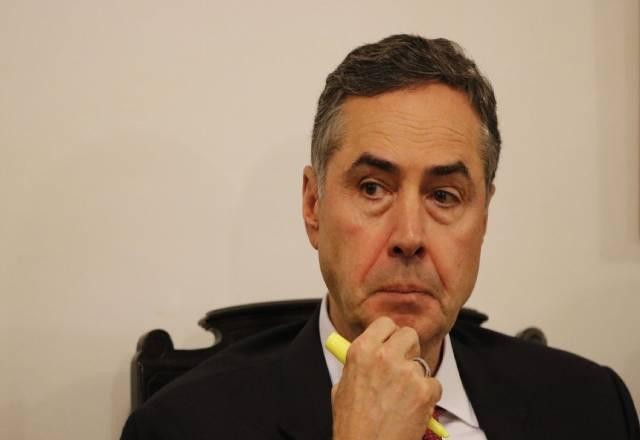Imagem da noticia Barroso se defende de críticas por abertura de CPI da pandemia