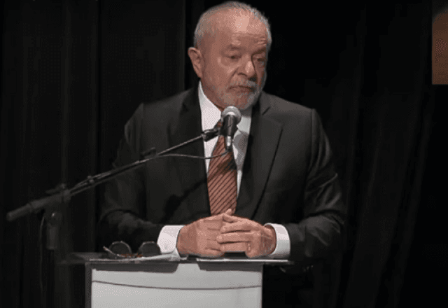Imagem da noticia Lula sobre atos golpistas: "Revolta dos ricos que perderam as eleições"