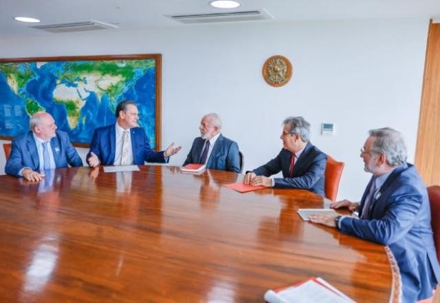 Imagem da noticia Em reunião no Planalto, Lula recebe detalhes de viagem à China