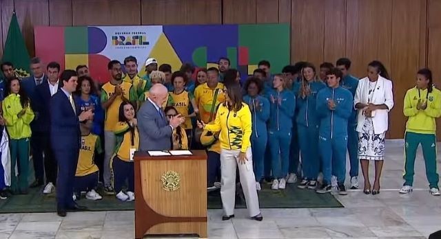 Em ano olímpico, Lula anuncia reajuste do Bolsa Atleta em 10,86%