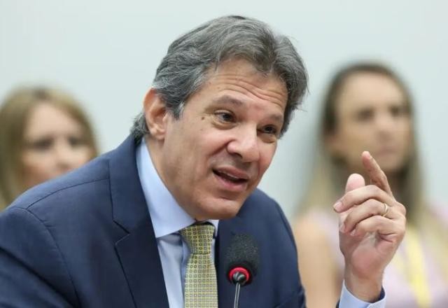 Haddad mantém previsão de crescimento do PIB em 3% e diz que BC "precisa fazer o trabalho dele"