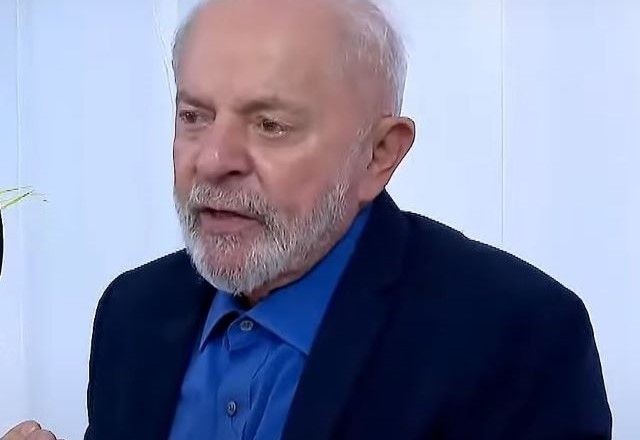 Imagem da noticia Lula critica "sequestro" do Orçamento pelo Congresso: "Muito dinheiro gasto sem critério"
