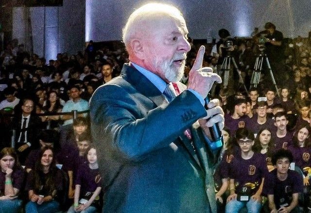 Imagem da noticia Lula diz “não ter pressa” para resolver sobre permanência de Juscelino Filho