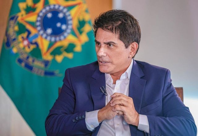 Imagem da noticia SBT Brasil e Cesar Filho estão entre os temas mais comentados do Brasil