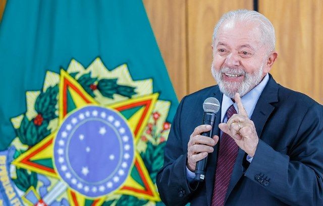 Imagem da noticia Pimenta critica imprensa e diz que Lula “brincou” ao cobrar Alckmin e Haddad