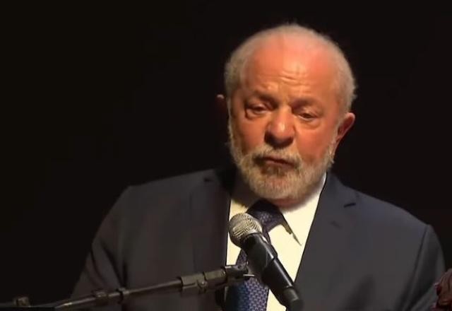 Imagem da noticia Lula ameniza derrota do governo em ministérios: "Está tudo normal"