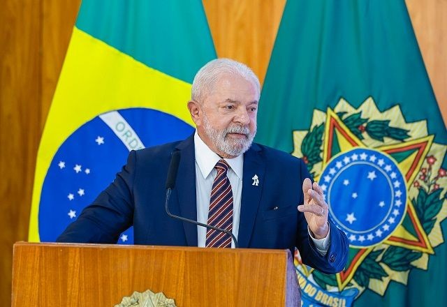 Imagem da noticia Lula edita Medida Provisória que abre crédito para quitar mais de R$ 93 bi em precatórios