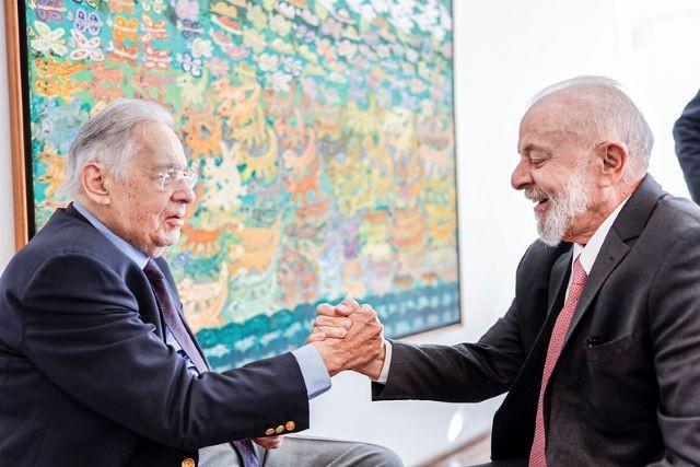 Lula se encontra com ex-presidente FHC em São Paulo