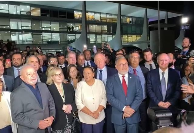 Imagem da noticia Lula: "Não seremos mornos com ninguém"