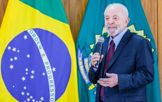 Imagem da noticia "Não esqueci da cervejinha e da picanha", diz Lula ao comentar que queda de popularidade não preocupa
