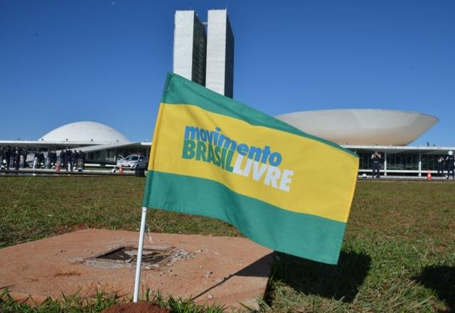 Imagem da noticia Em teste da "Academia" do MBL, Temer é classificado como "líder"