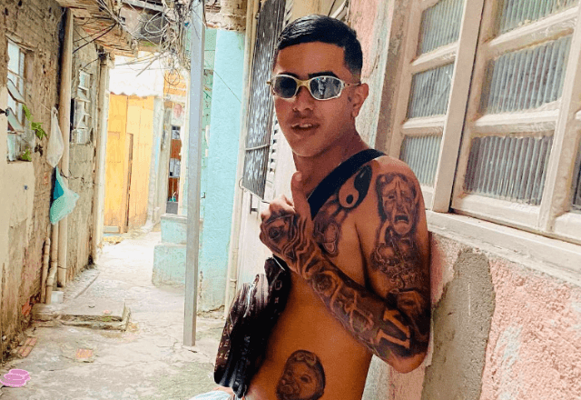 Imagem da noticia MC é morto com 10 tiros em frente a casa noturna na Grande São Paulo; veja vídeo