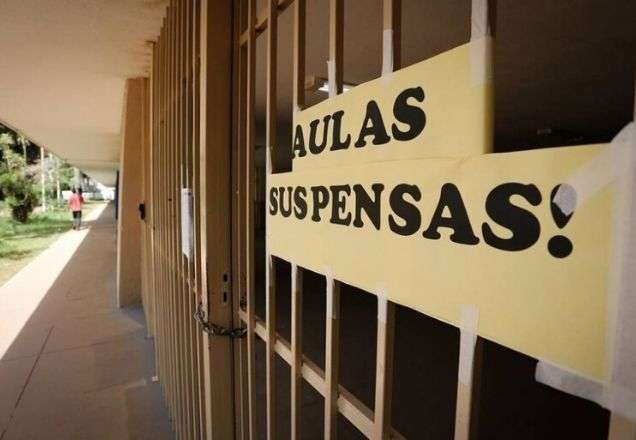 Imagem da noticia MEC prorroga por mais 30 dias o afastamento escolar no Brasil