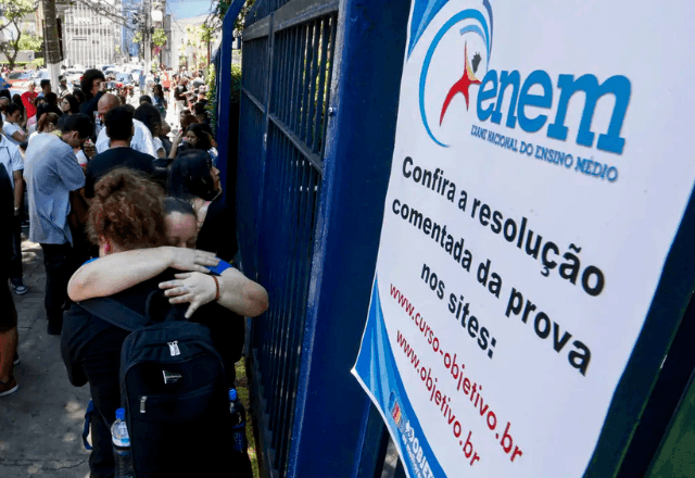 Imagem da noticia Falta menos de um mês para prova do Enem; saiba como nota é calculada