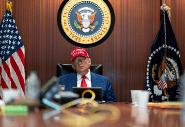 Imagem da noticia Trump diz que Estados Unidos obterão o urânio do Irã